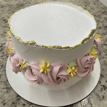 Curso Prático Decoração com Chantilly  18/03/26 9h às 17h